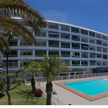 Sunny Near Yumbo And Dunes *