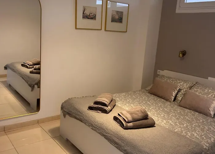 Sunny Near Yumbo And Dunes *