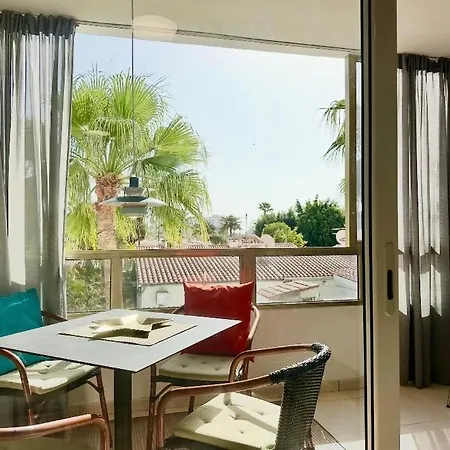 Апартаменти Sunny Near Yumbo And Dunes Плайя-дель-Інглес