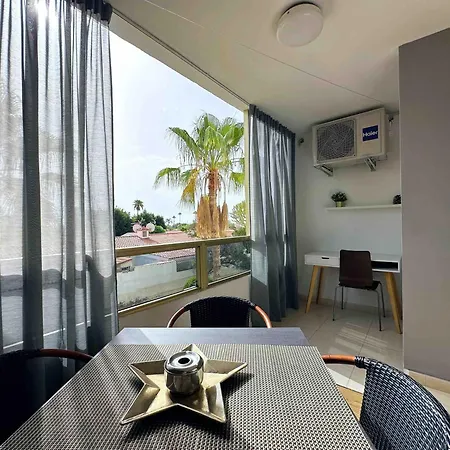 Sunny Near Yumbo And Dunes * Playa del Inglés