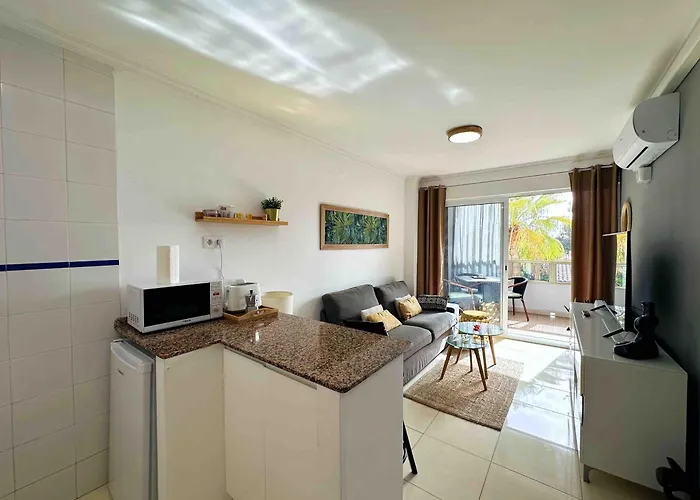 Sunny Near Yumbo And Dunes Playa del Inglés